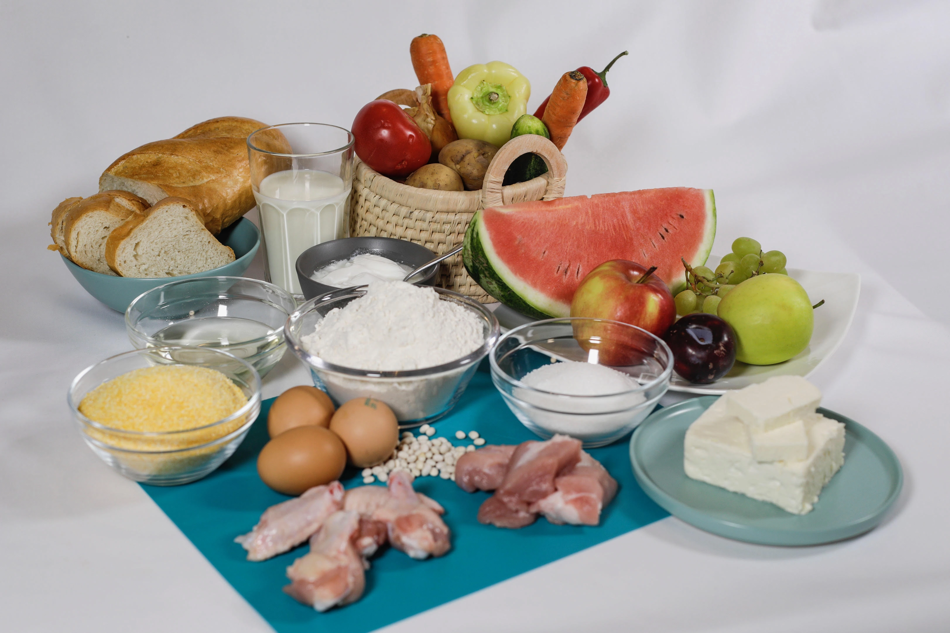 Prețurile mondiale la alimente continuă să scadă