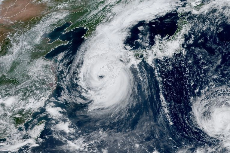 Vremea nu va fi blândă cu noi. Ce ne rezervă prognoza meteo pentru următorii ani