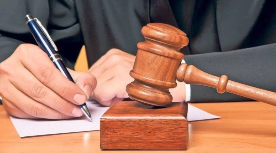 Doi copii din Constanța au obținut ordin de restricție împotriva părinților care îi băteau