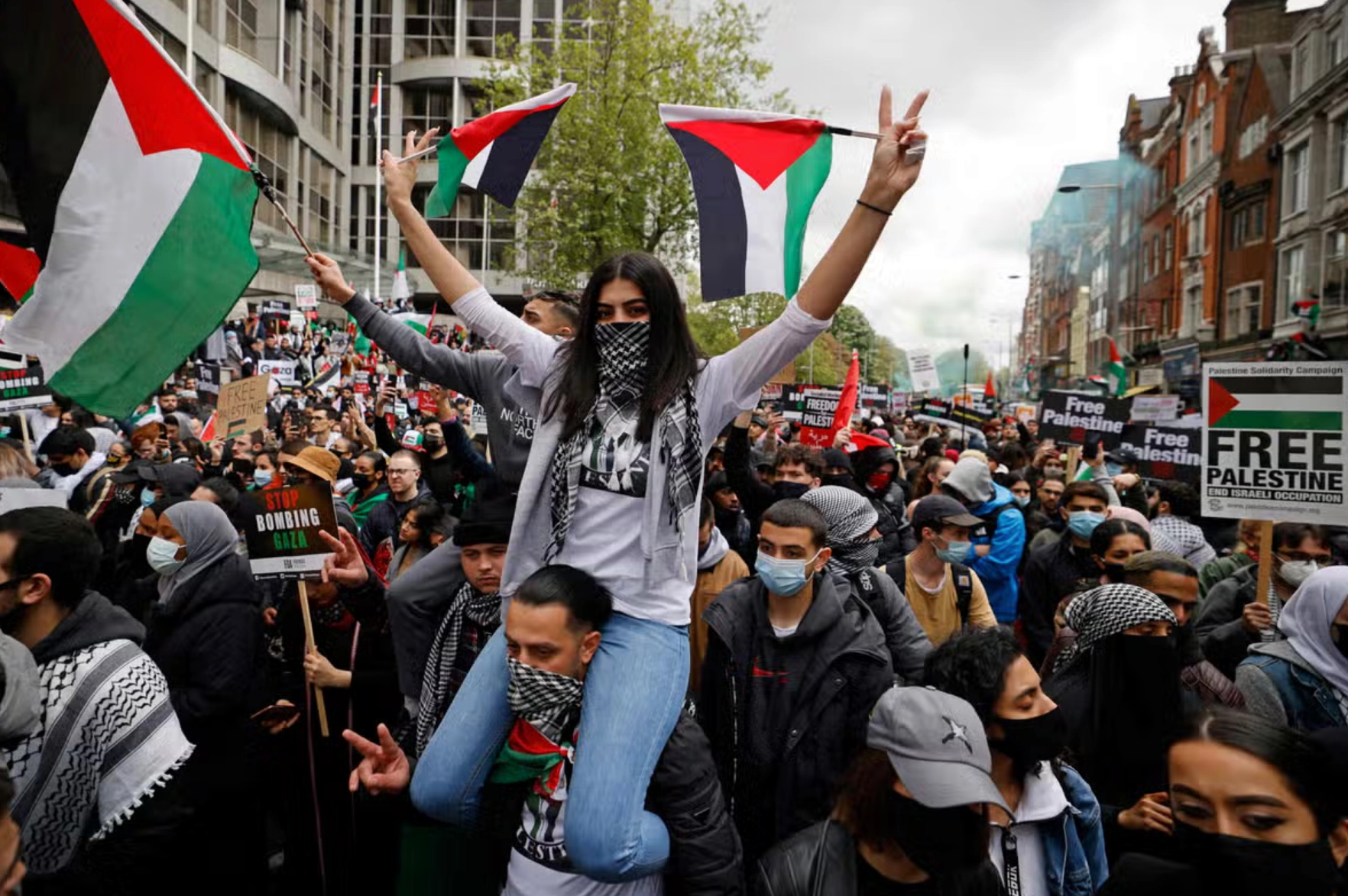 VIDEO Manifestație uriașă împotriva războiului din Gaza, la Amsterdam - Guvernul olandez își schimbă poziția față de Israel