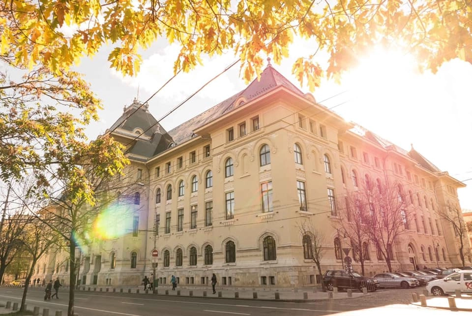 Cum a arătat conducerea Capitalei după Revoluția din 1989: de la primii edili post-decembristi, la cursa pentru al 17-lea primar general