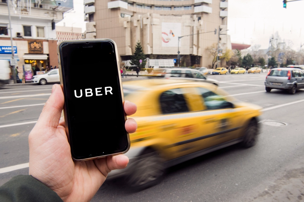 BNS lansează prima organizație sindicală pentru angajații platformelor digitale