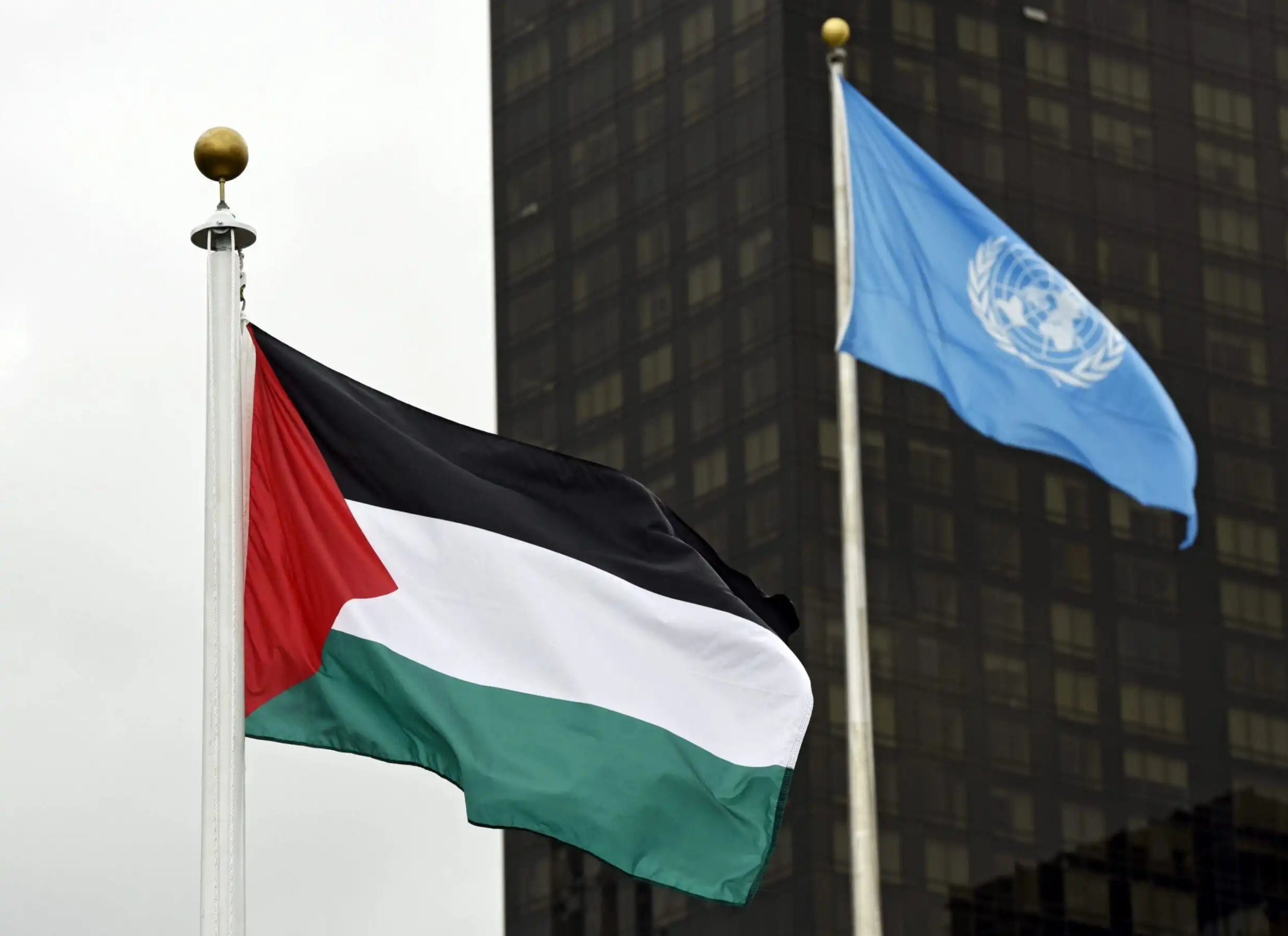 Palestinienii, încântați de votul de la ONU: Un pas important către încetarea ocupaţiei