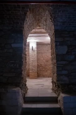 Catacombele Parisului, faimoase în lumea întreagă, au fost redeschise