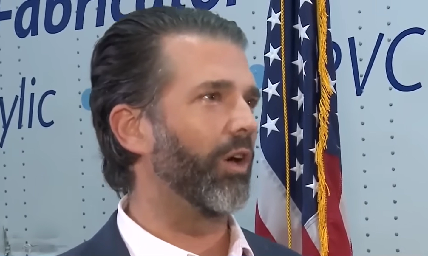 Numerele private ale prim-ministrului Australiei și ale lui Donald Trump Jr., publicate pe internet