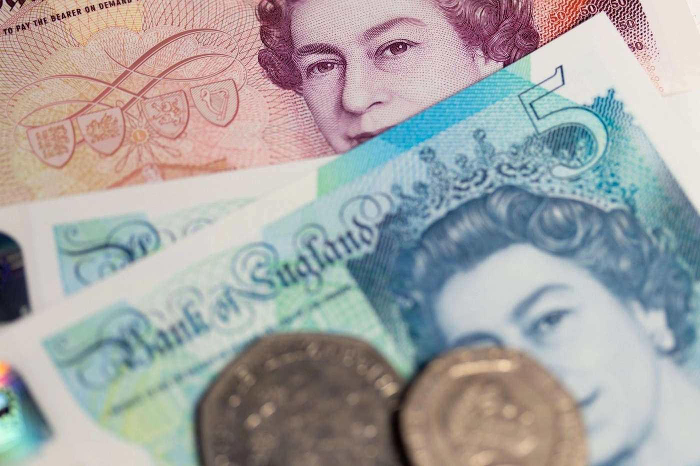 Axel Springer cumpără grupul Telegraph pentru 575 de milioane de lire