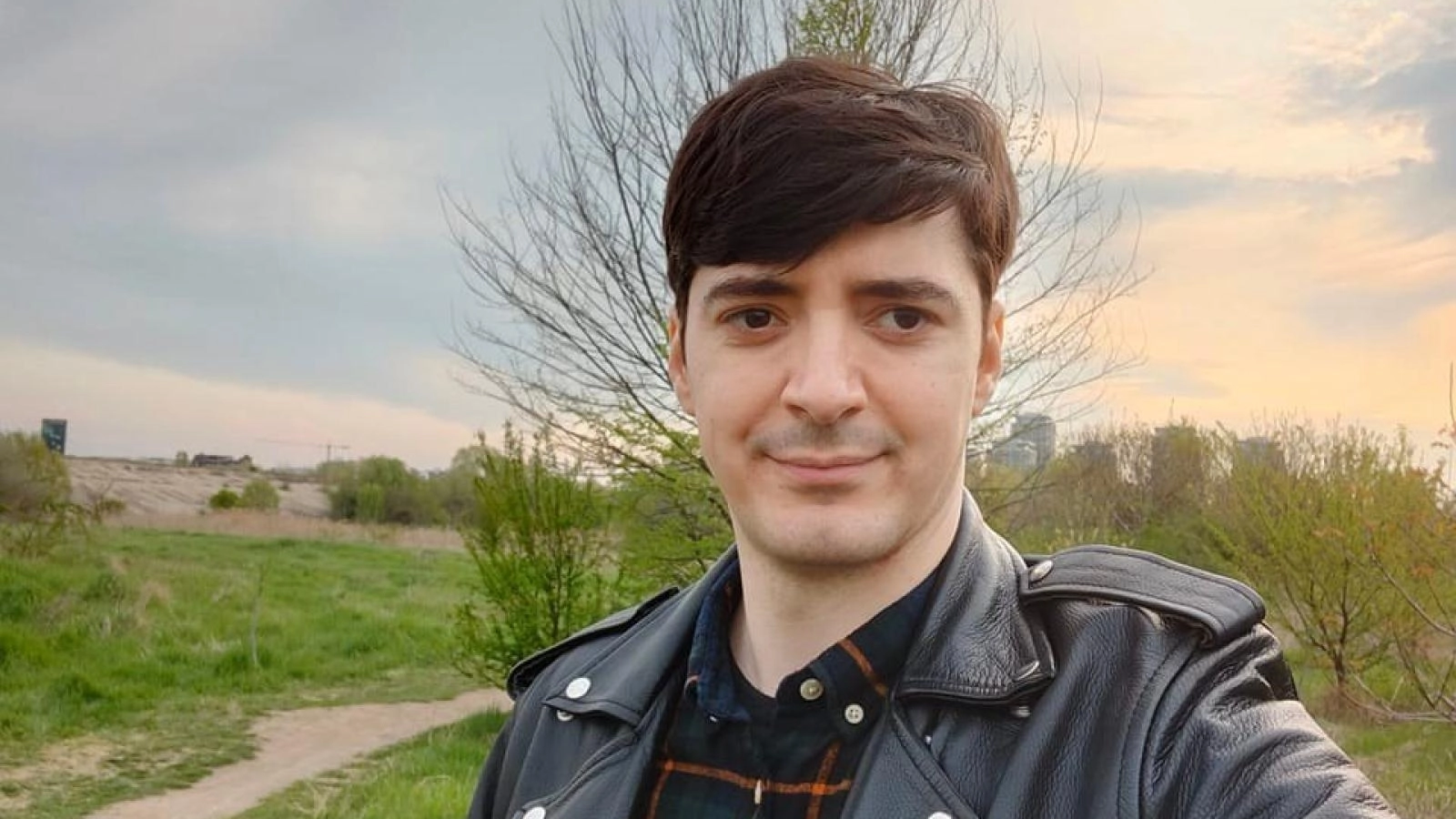 Article thumbnail