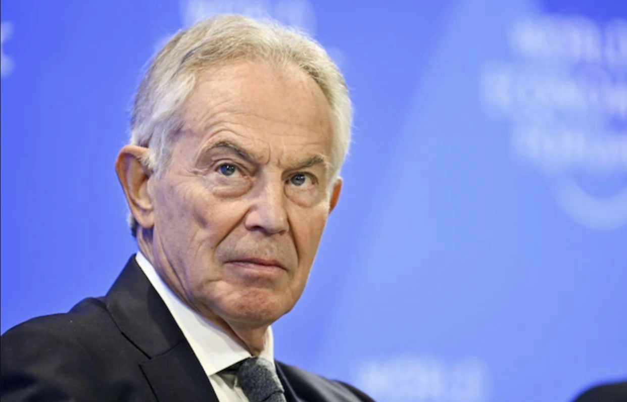 Britanicii revin în Palestina după aproape un secol - Tony Blair ar putea conduce o viitoare autoritate de tranziţie în Fâşia Gaza