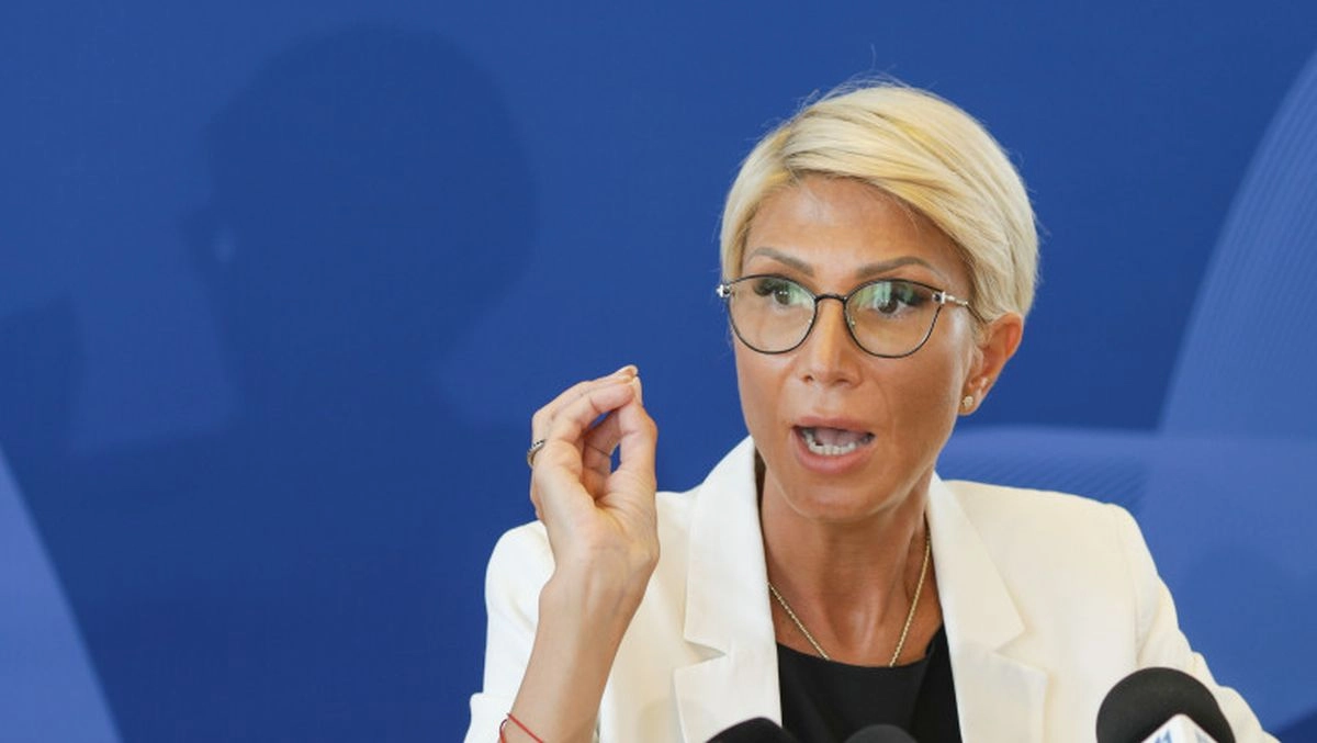 Raluca Turcan atacă PSD pentru invitarea premierului Bolojan în Parlament: „Tupeu”