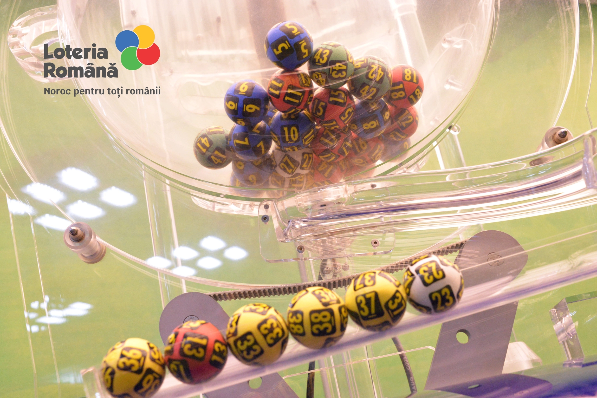 REZULTATE LOTO – Joi, 13 noiembrie 2025. Peste 7,49 milioane de euro la Joker. Fond suplimentar la 6/49 după câștigul uriaș de duminică