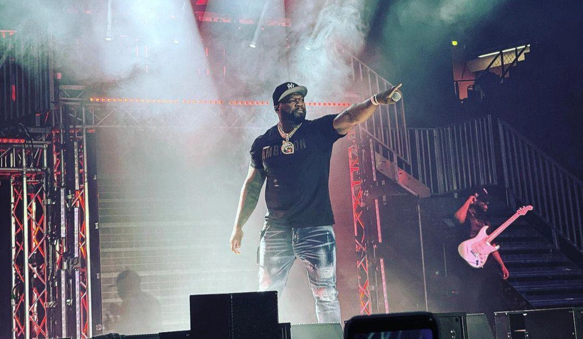 Rapperul și producătorul american 50 Cent, pe numele său real Curtis Jackson, va fi subiectul unui film documentar în trei părți