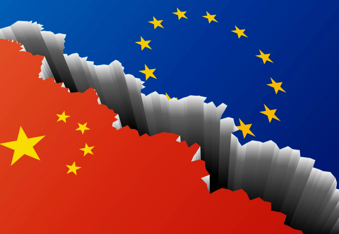 China este acuzată că atacă infrastructura satelitară a Europei prin manevre agresive în spațiu