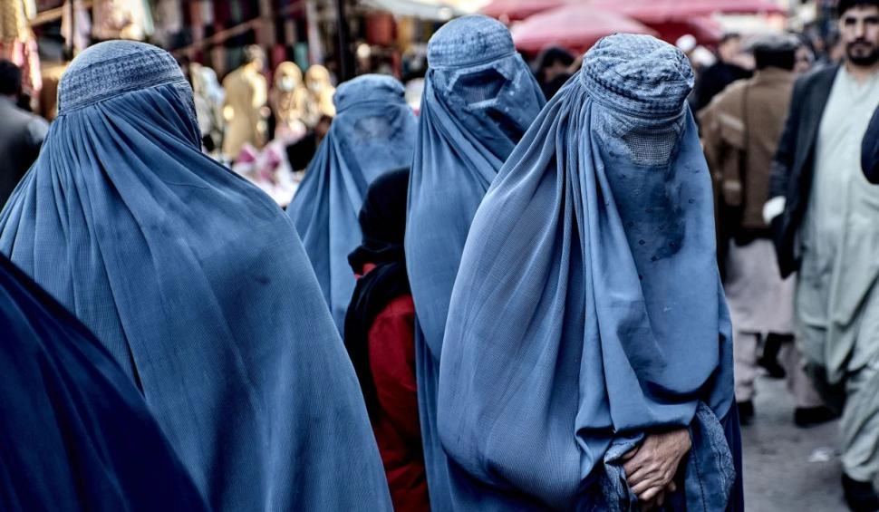 Afganistan oficializează pedepse șocante: legea care schimbă radical viața femeilor