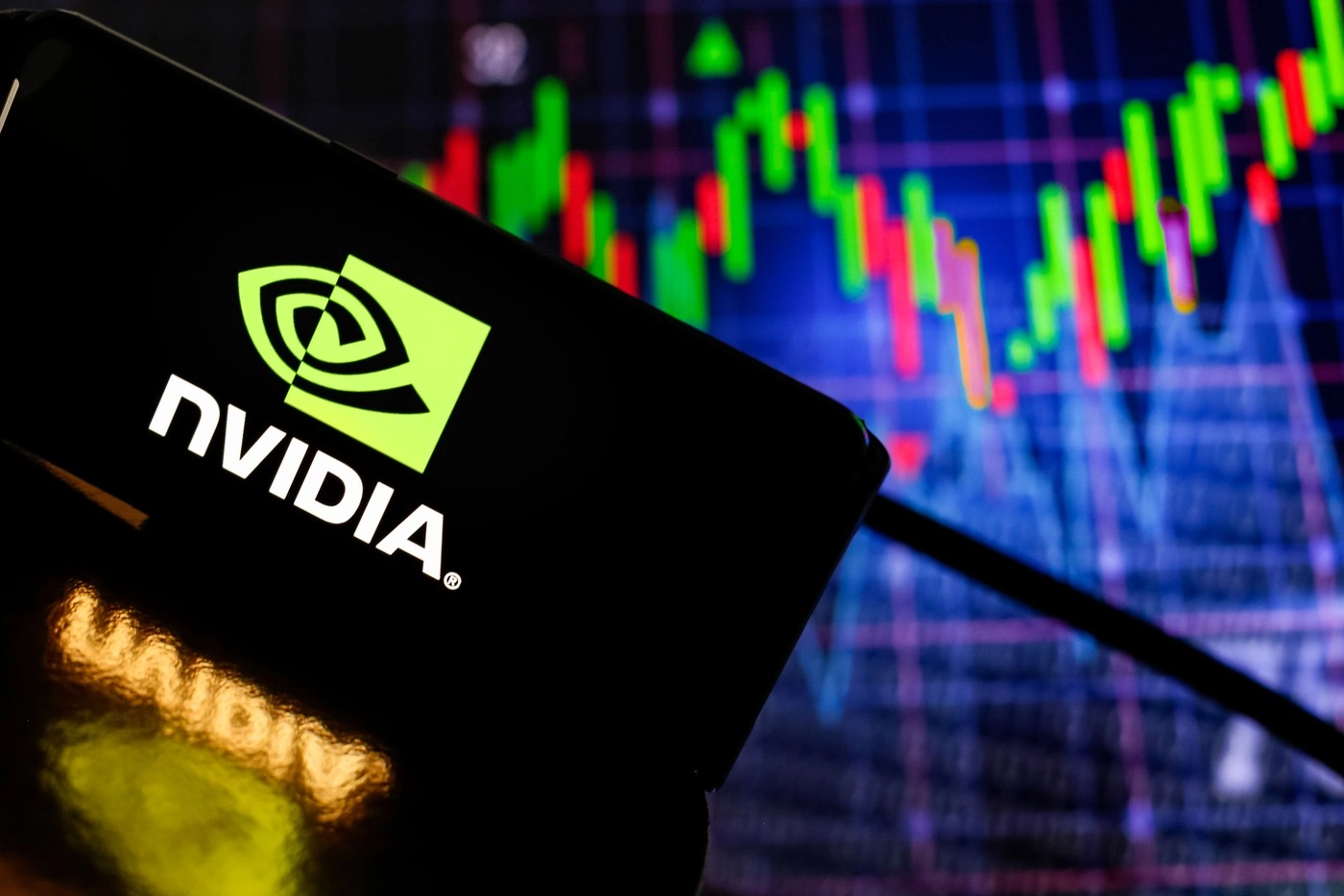 Nvidia investește 5 miliarde de dolari în Intel și anunță parteneriat pentru infrastructura AI