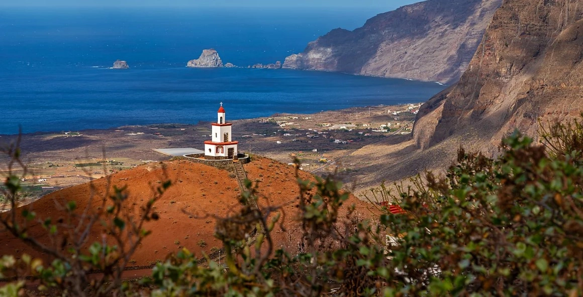 VIDEO Accident de autocar în Insulele Canare: Un mort şi 14 răniţi