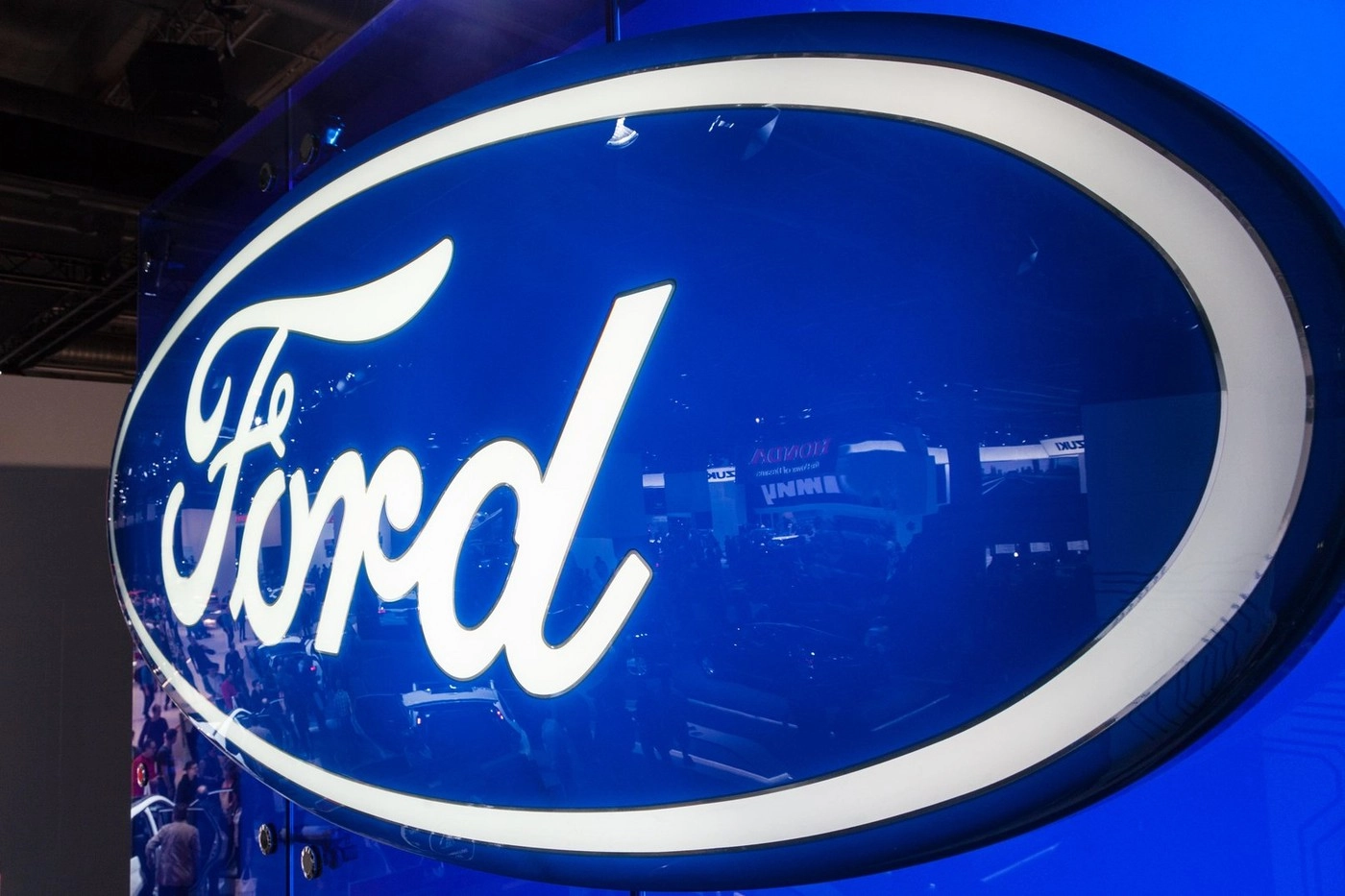 Compania Ford Motor îşi menţine estimarea de profit anual, după un nou incendiu la furnizorul de aluminiu Novelis
