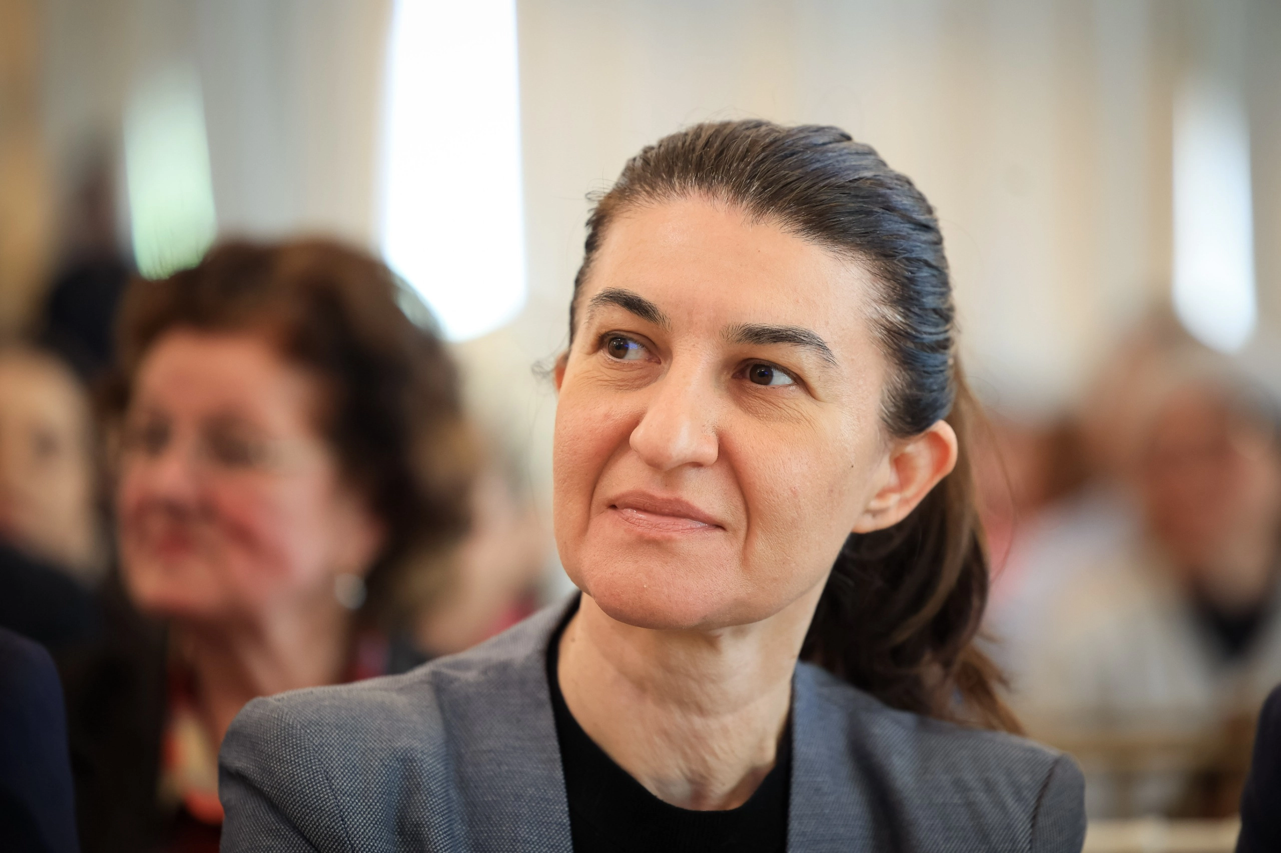 Violeta Alexandru (USR): Toţi pensionarii o duc greu. Guvernul trebuie să încurajeze munca