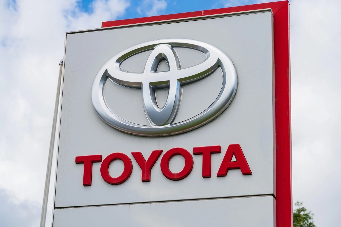 Toyota rămâne lider mondial al vânzărilor auto și în 2025