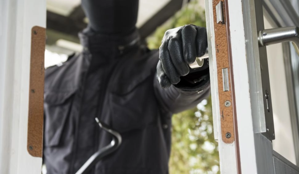 Brazilia: Mai multe gravuri celebre au fost furate de doi bărbați înarmați la São Paulo