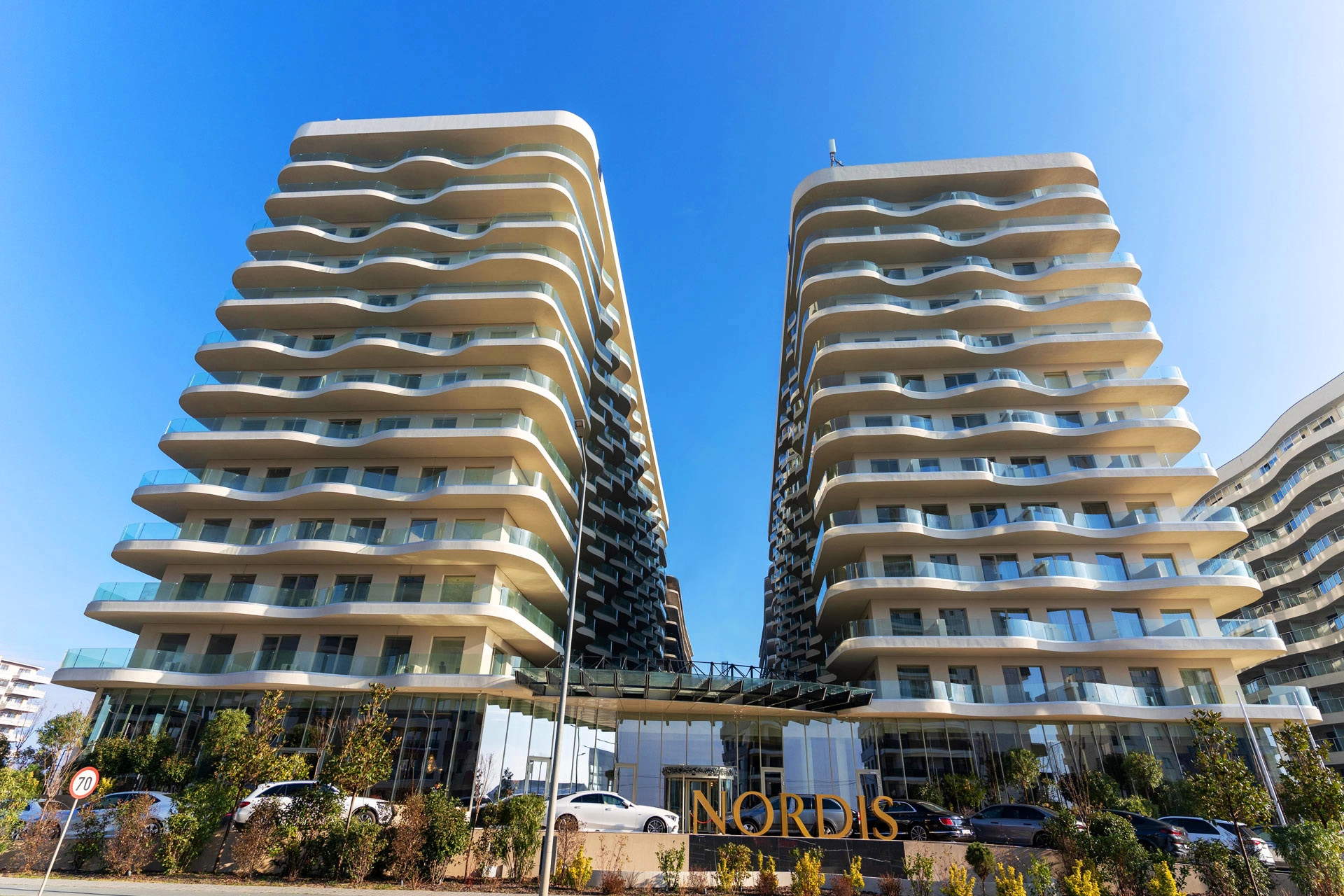 Cine vrea să preia Nordis după tunul de aproape 200 de milioane de euro. Bărbatul promite că le va da păgubiților apartamentele