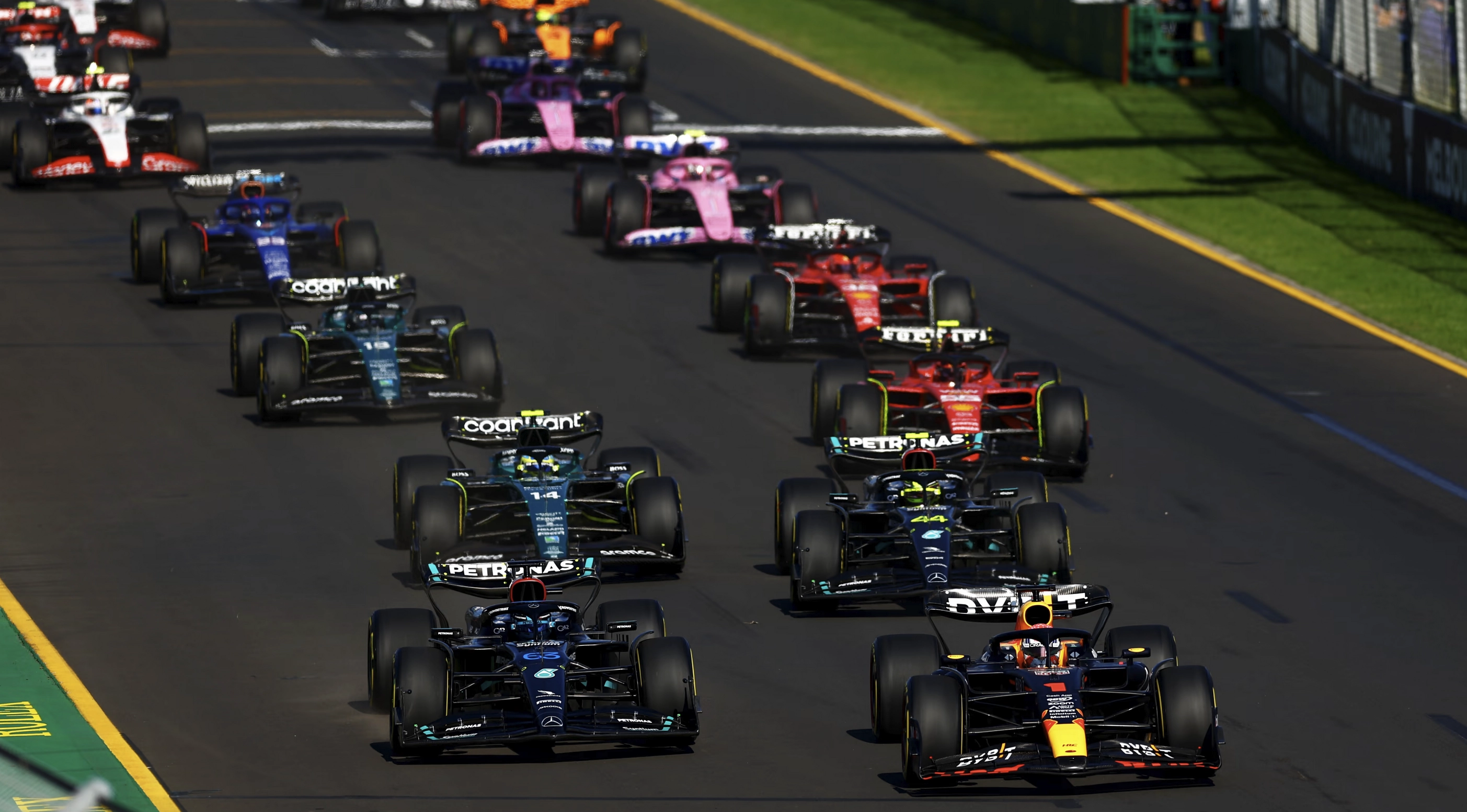 Cunoscutul inginer Adrian Newey va fi 'team principal' la Aston Martin în 2026