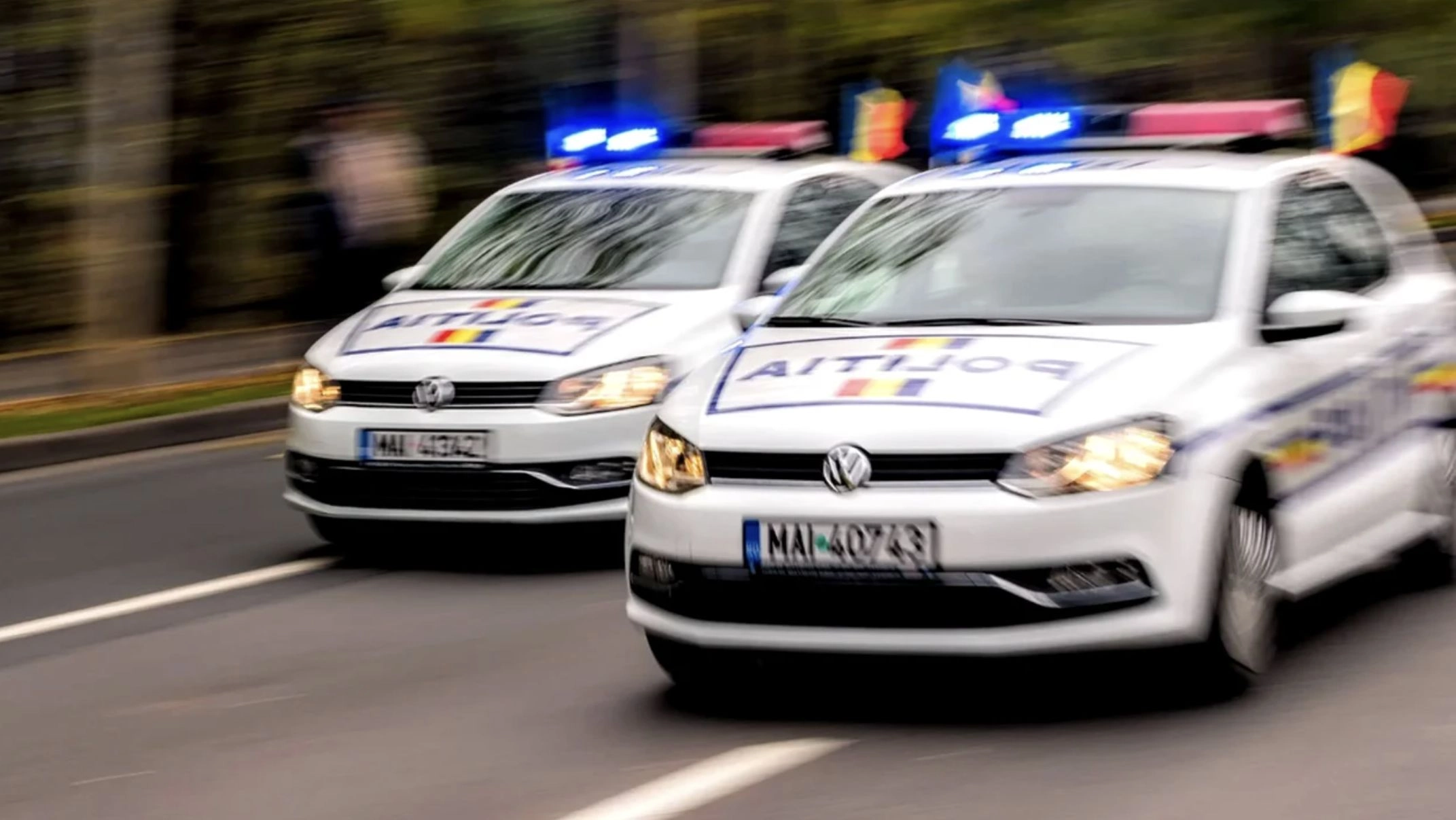 Scene halucinante într-o școală din Hunedoara, unde 2 foști soți s-au bătut: Femeia a început scandalul