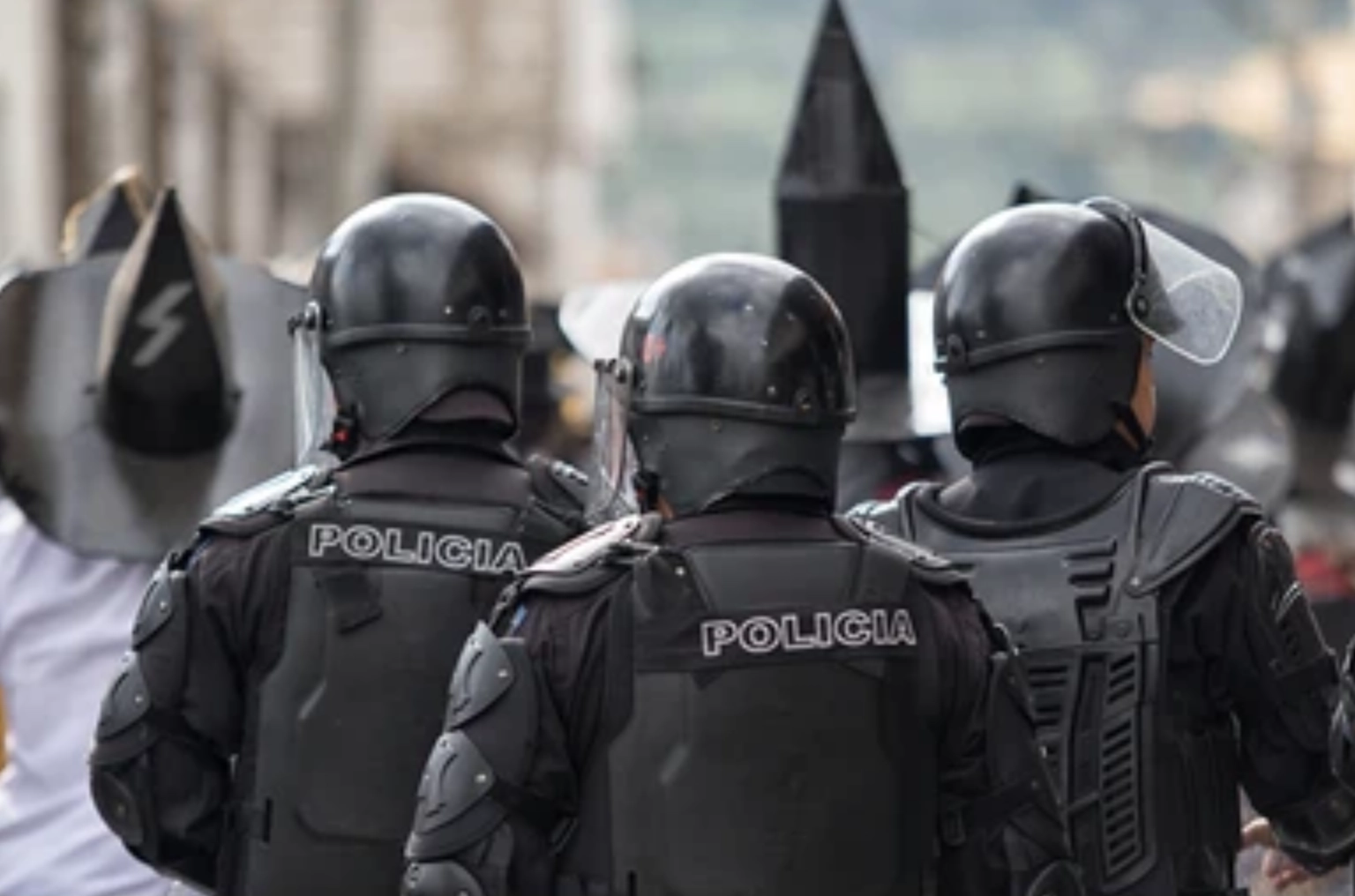 VIDEO Revoltă sângeroasă într-o închisoare din Ecuador - Cel puțin 31 de deținuți au murit