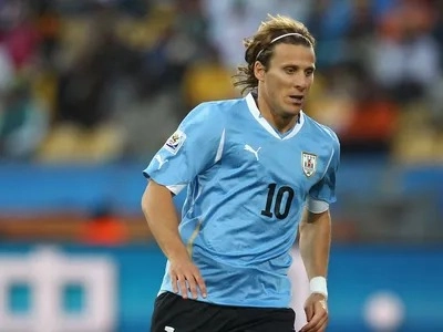 Diego Forlan şi-a fracturat trei coaste la un meci pentru amatori în Uruguay