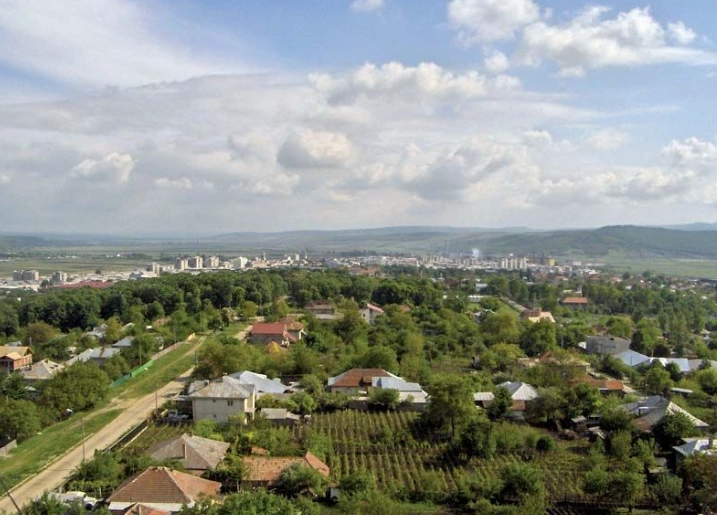 Concurenţi din cinci ţări vor participa la ediţia a VI-a a festivalului 'Octombrie pe portativ', în Vaslui