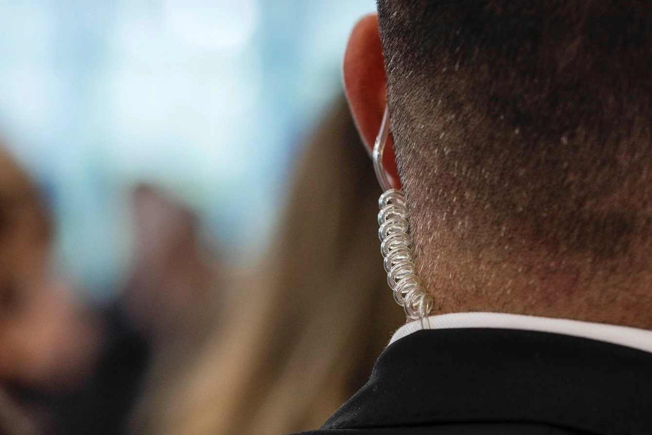 Mașini de 8,6 milioane de lei pentru SPP, în pixul lui Bolojan