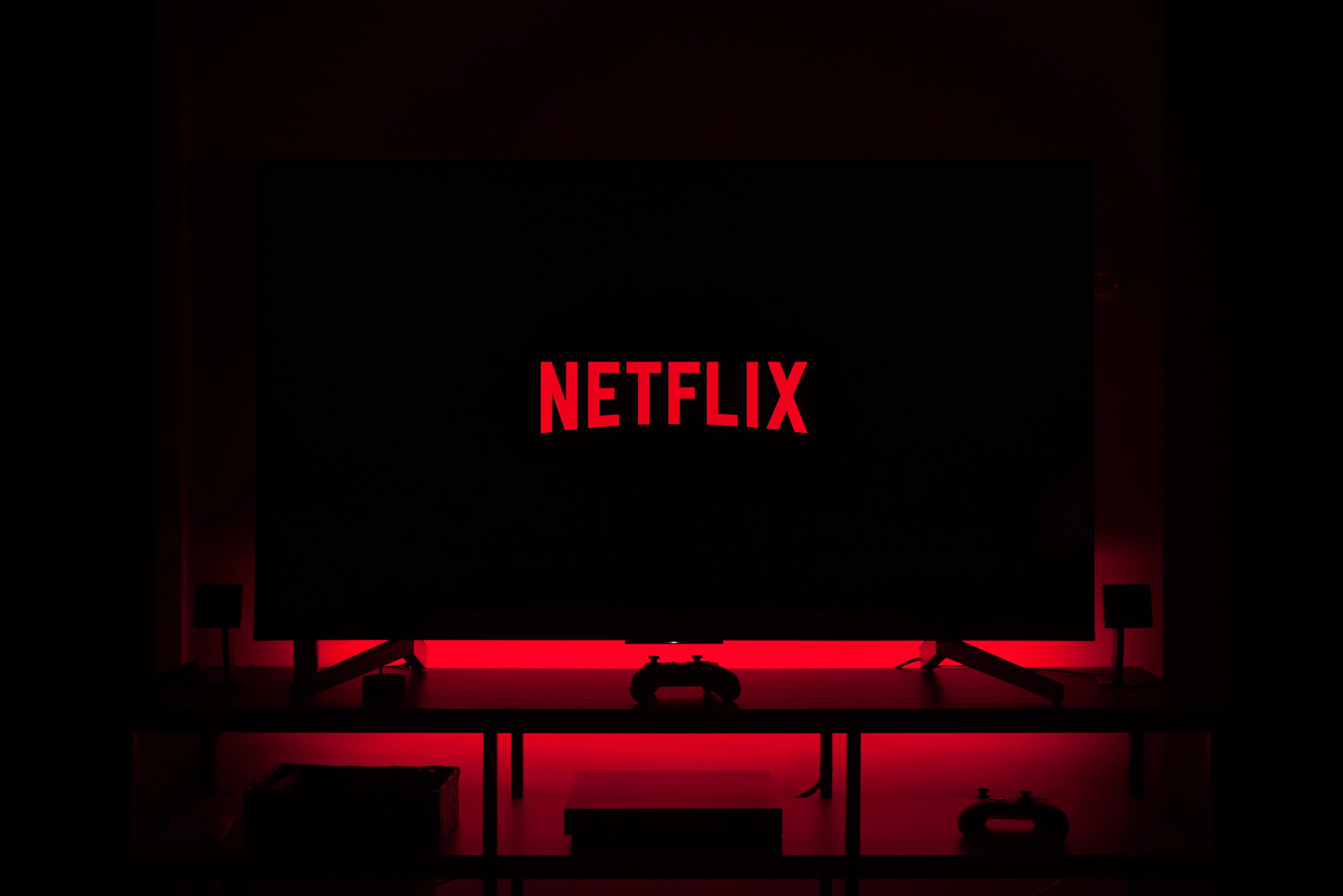 Acțiunile Netflix devin mai accesibile: prețul scade pentru investitori și angajați