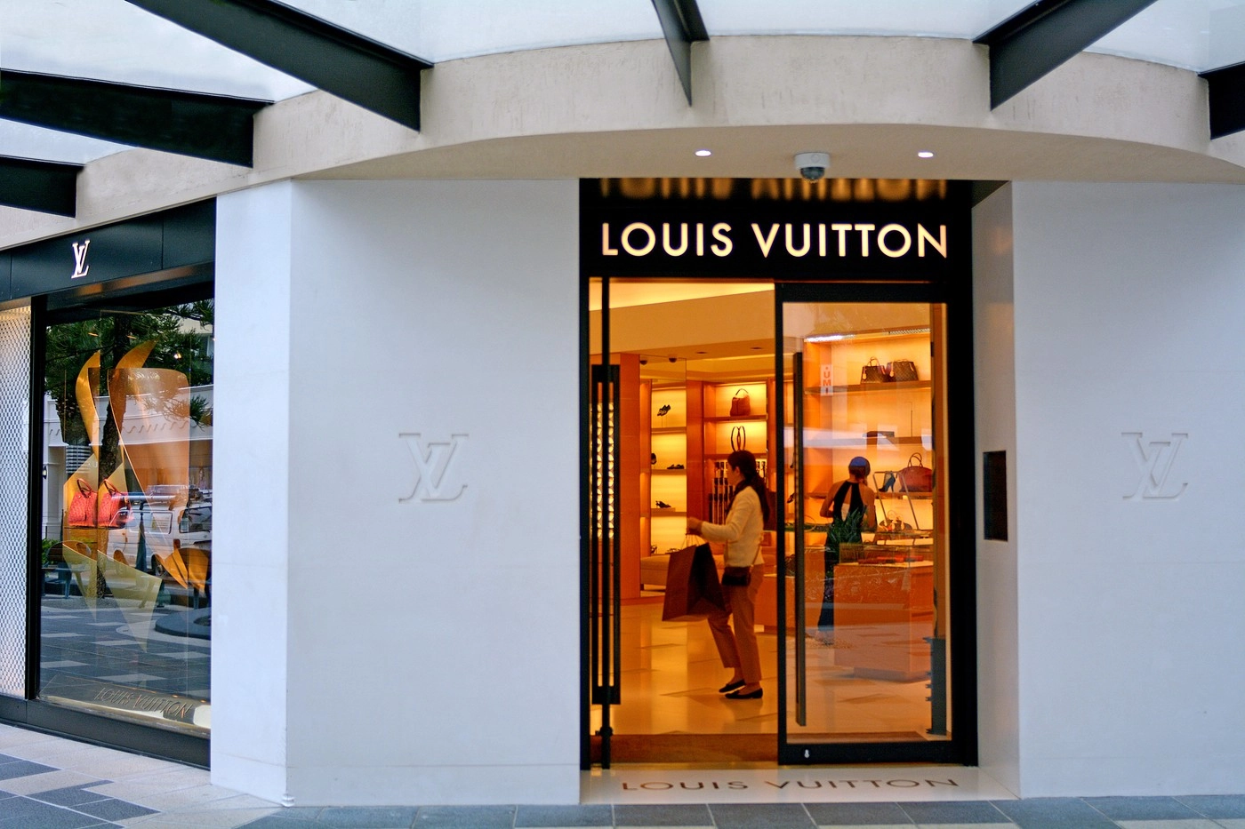 Pharrell Williams a prezentat o colecţie caracterizată printr-o eleganţă discretă pentru Louis Vuitton