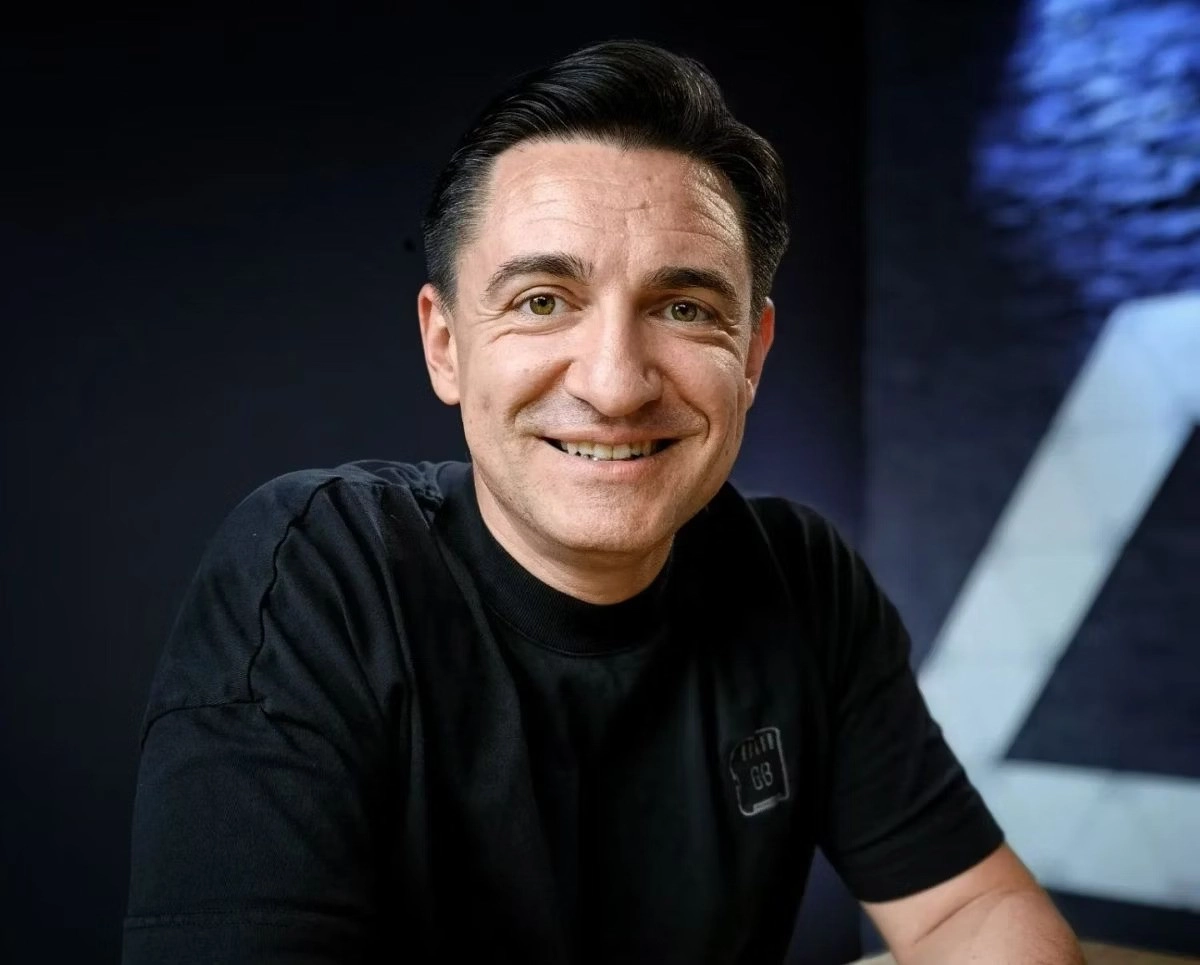 George Buhnici: „Pregătiți-vă, că vine furtuna. Vor cădea capete!”