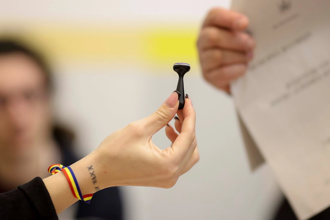 Ce au și ce nu au voie candidații să facă înainte de începerea campaniei oficiale. Explicații juridice