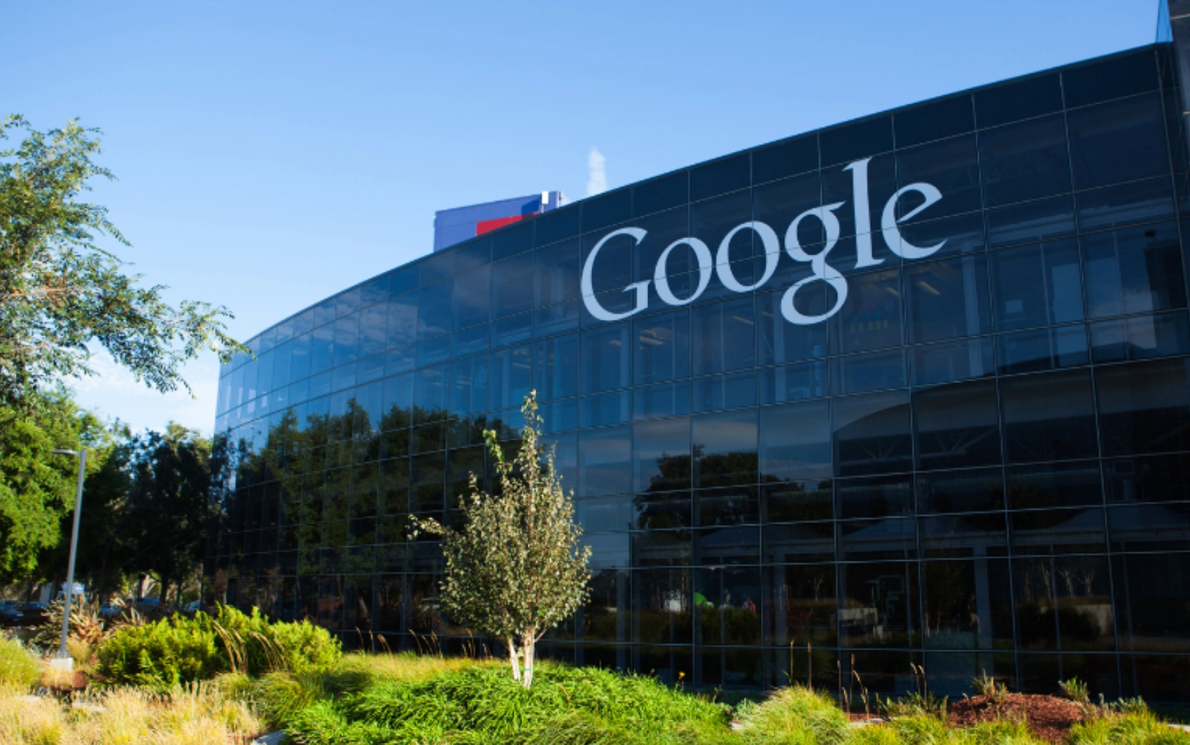 Motivul pentru care Google va instala trei cabluri submarine în Papua Noua Guinee