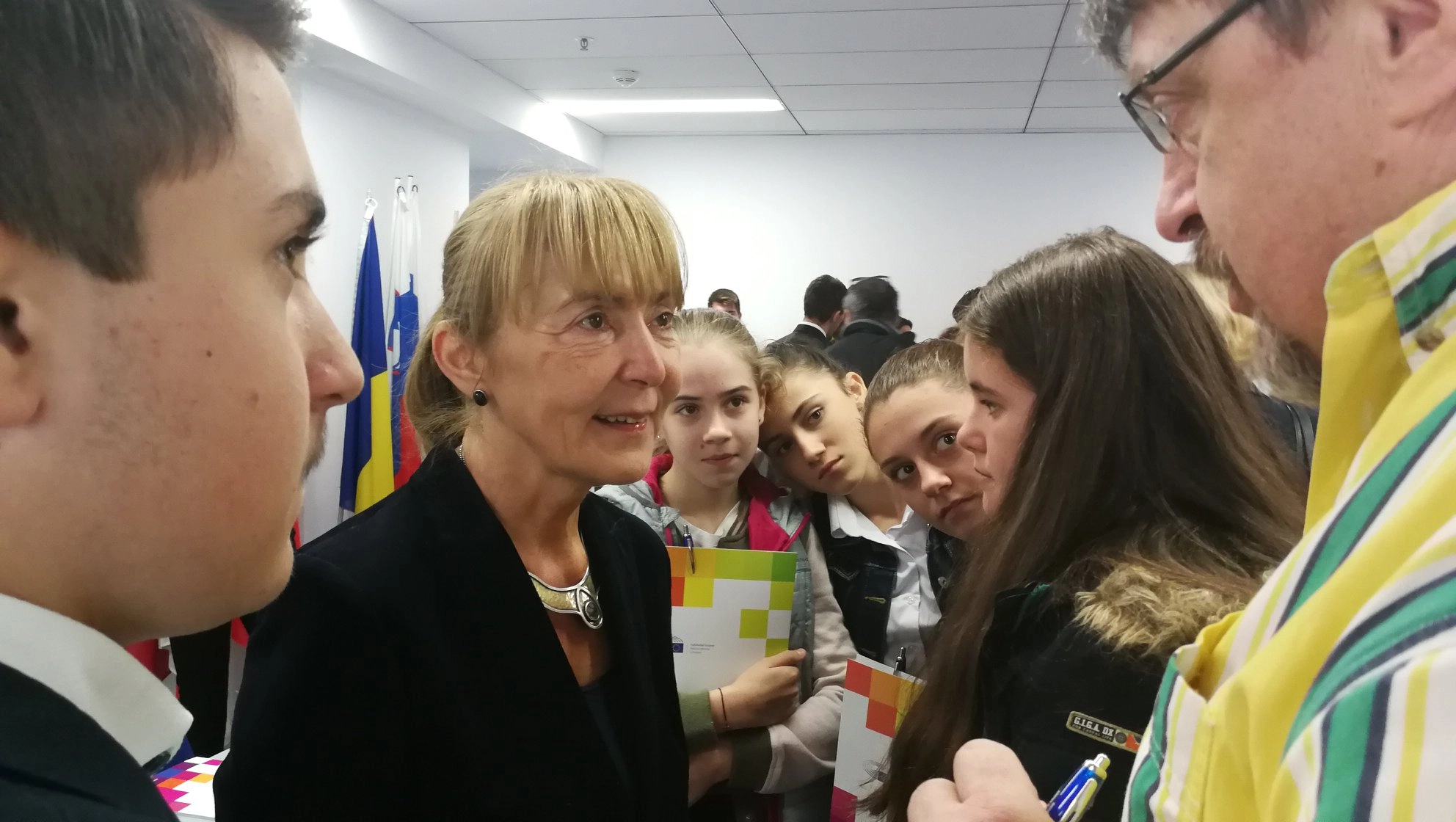 Monica Macovei intervine virulent în scandalul pensiilor speciale ale magistraților: 'Este o invenție din 2005. Există demisia dacă nu-ți mai convin condițiile'