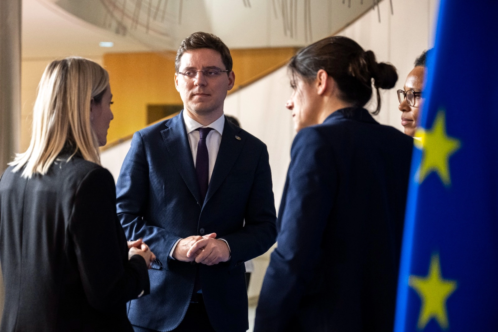 Vicepreședintele Pralamentului European atacă dur bâlbâielile statului român după incidentul cu drona: Generează o imagine de stat slab, incapabil să se protejeze