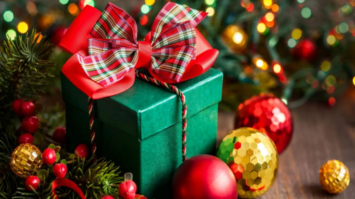 Primăria Râmnicului Vâlcea a pregătit peste 10.000 de cadouri de Crăciun pentru copiii din oraş