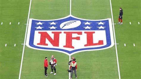 Mark Sanchez a fost externat din spital - El a fost înjunghiat la 5 octombrie şi a fost arestat pentru implicarea sa în incident