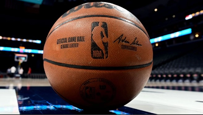 Antrenor și jucător, arestați în cadrul anchetei FBI care leagă NBA de rețeaua de pariuri ilegale