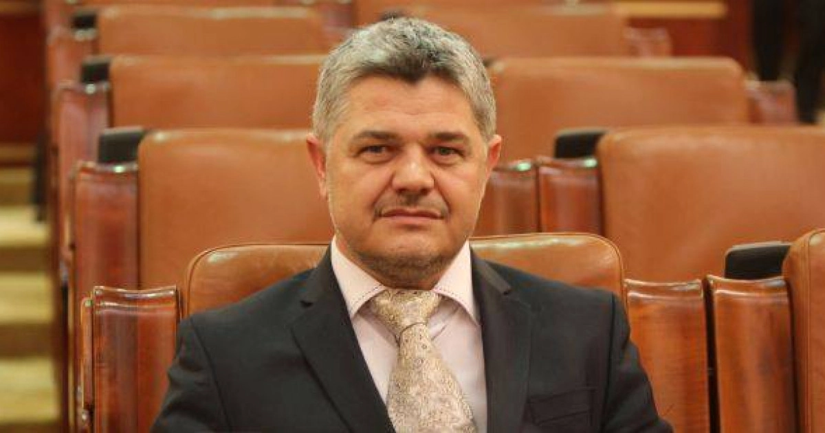 Tensiune maximă în Parlament! Ninel Peia, întrerupt în momentul anunțării moțiunii de cenzură – Grindeanu i-a tăiat microfonul