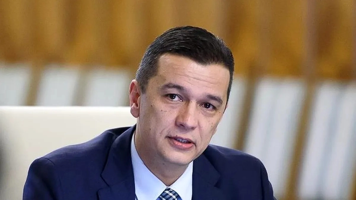 Sorin Grindeanu iese la "raport" de Ziua MApN: Armata Română are nevoie de investiții și salarizare demnă de respectul pe care îl merită