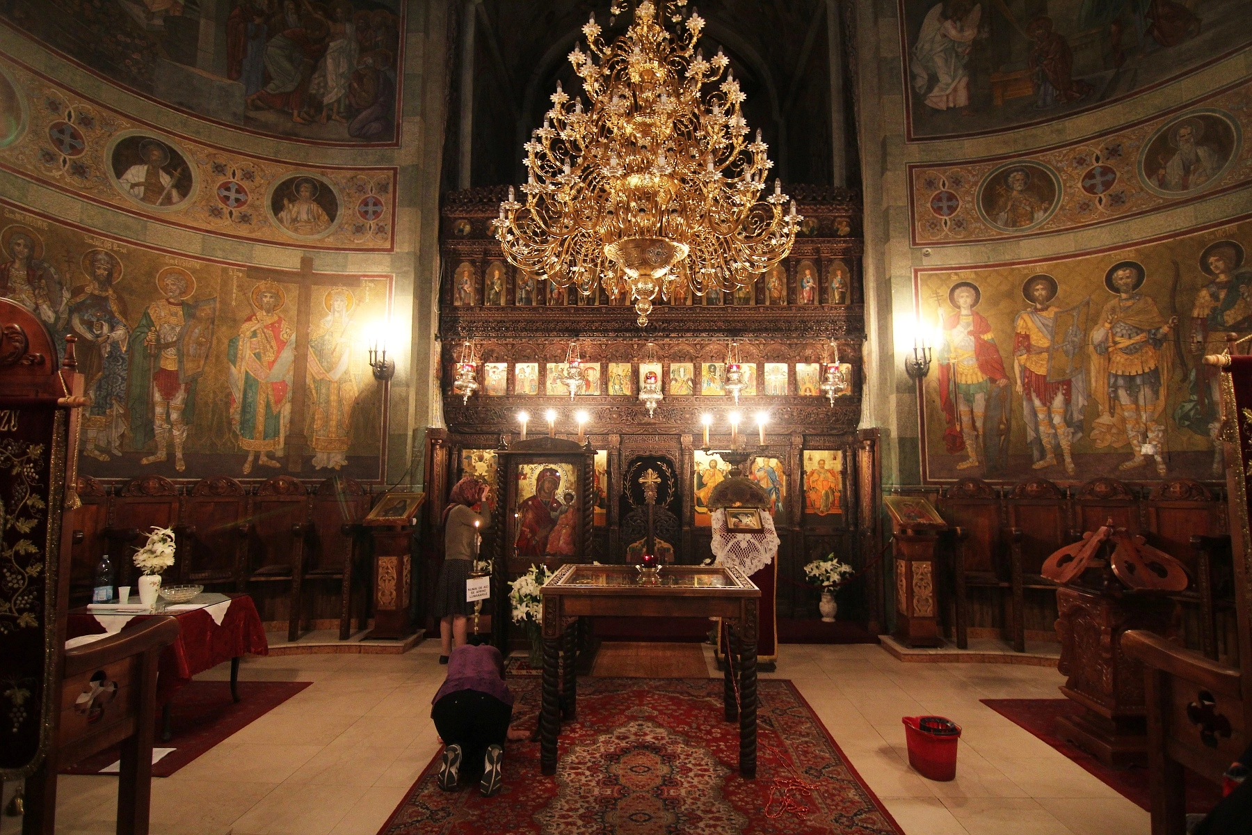 Biserica Ortodoxă Română e pregătită să ajute material și spiritual victimele exploziei din Capitală