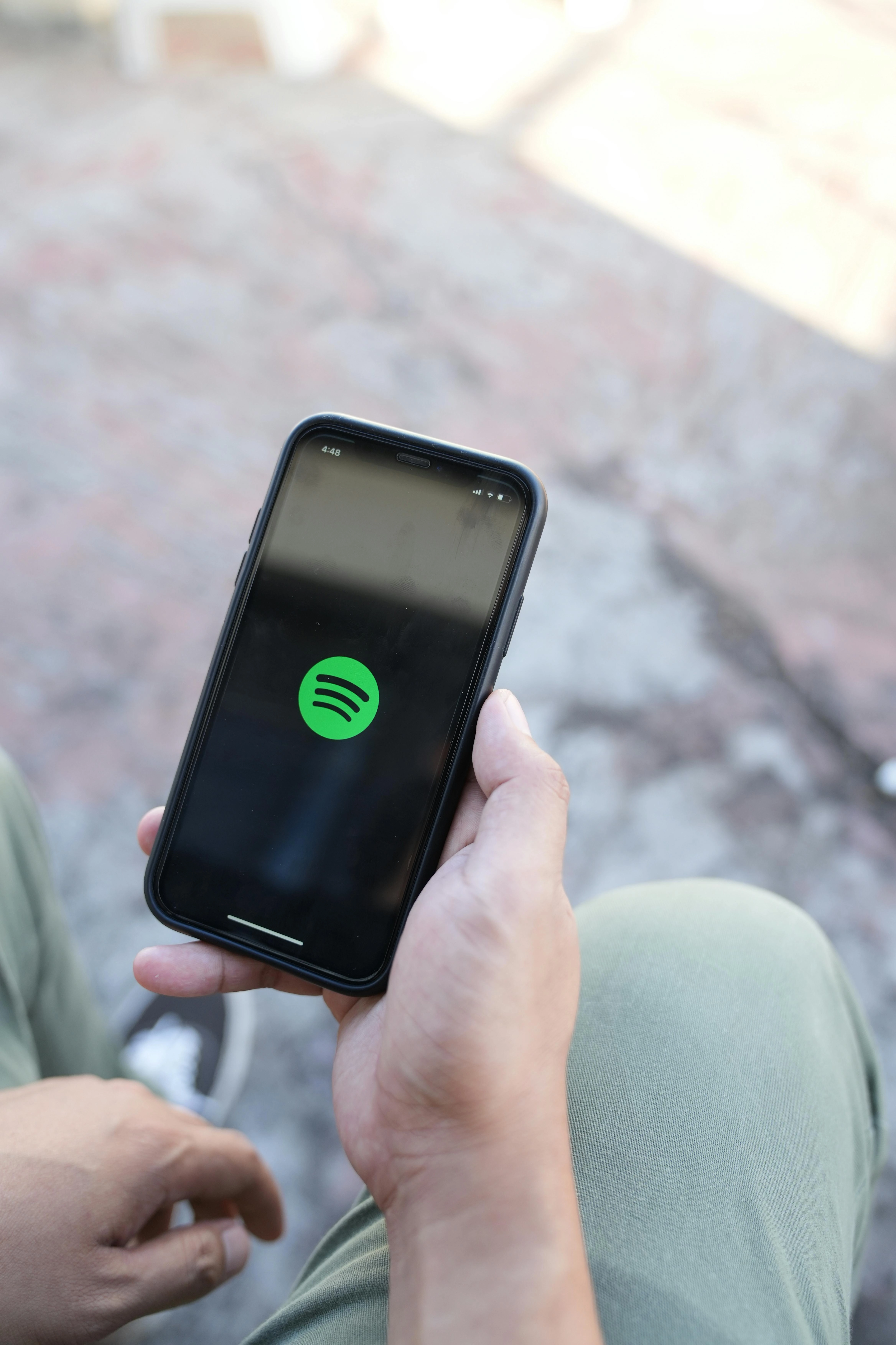 Spotify a dat lovitura în 2025: Profitul platformei de streaming a crescut cu 94%