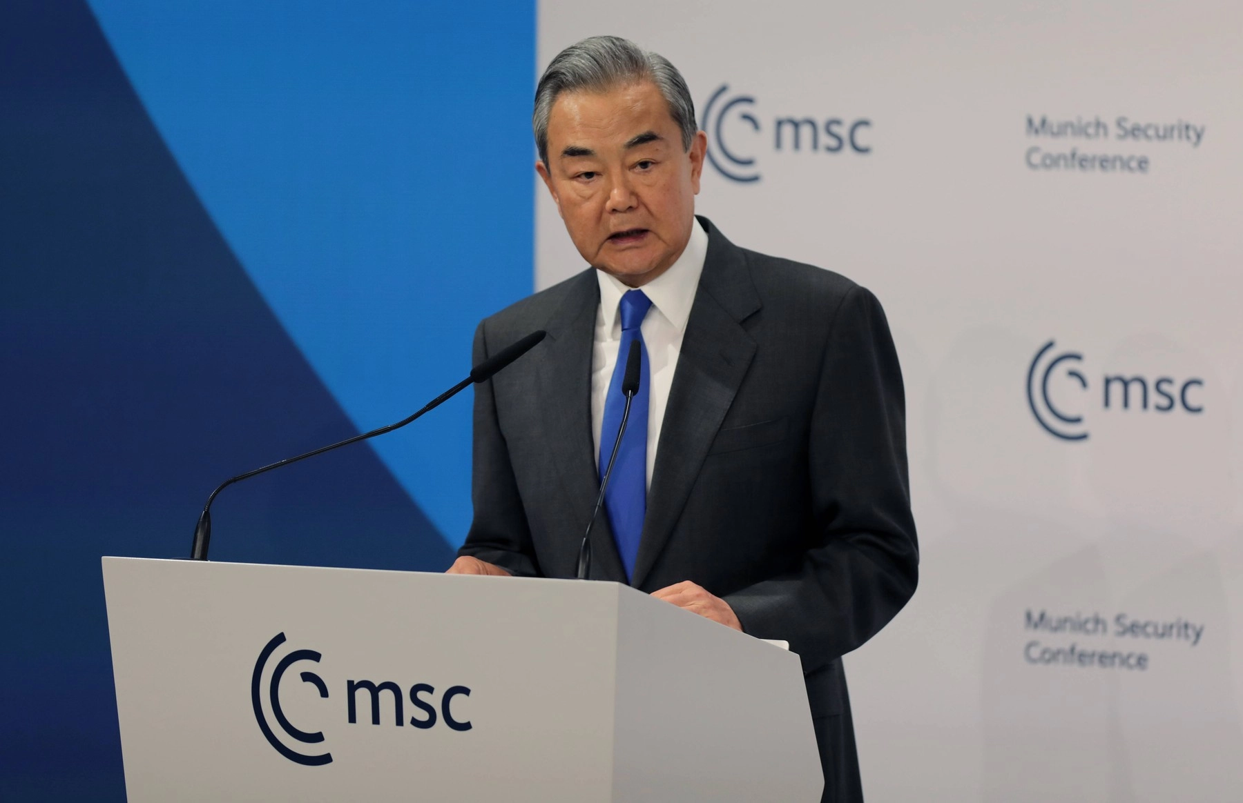 China și Rusia strâng legăturile - Ministerul Afacerilor Externe chinez merge la Moscova