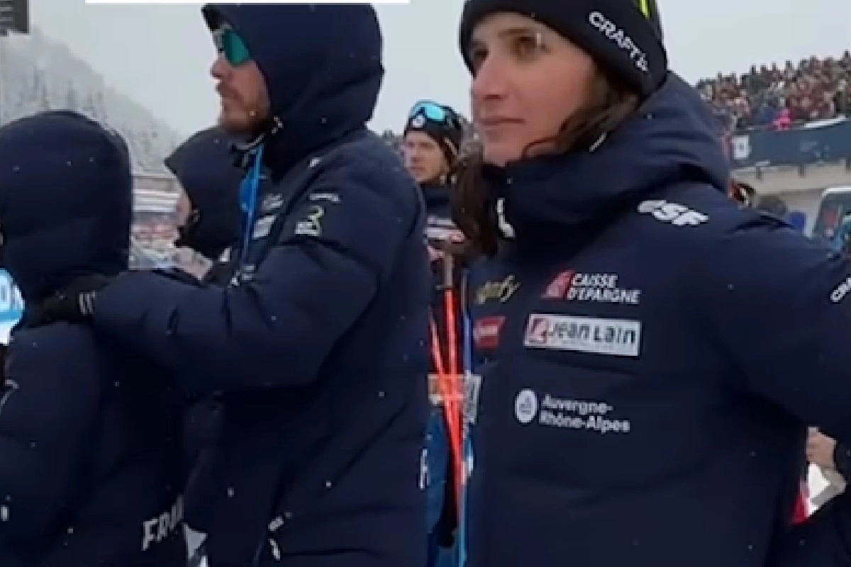 Julia Simon, condamnată la trei luni de închisoare cu suspendare şi la o amendă de 15.000 de euro pentru furt şi fraudă