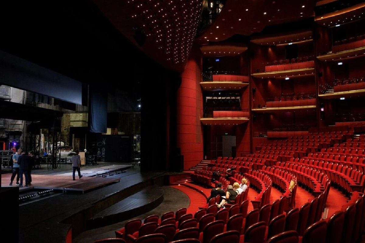 UNITER lansează campania 'Inside/Outside' pentru Gala Premiilor Uniunii Teatrale din România