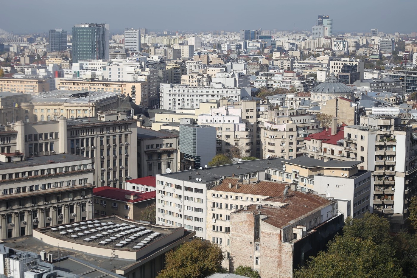 București pe plăcuțe stradale– Iancu Jianu, Stalin, Turnătorului - Cum a ajuns să existe piața Hitler