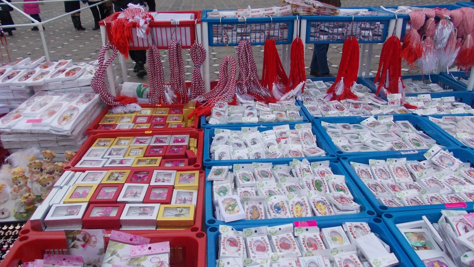 Poliția Locală Ploiești a aplicat amenzi de 27.000 lei pentru comercianții de flori și mărțișoare