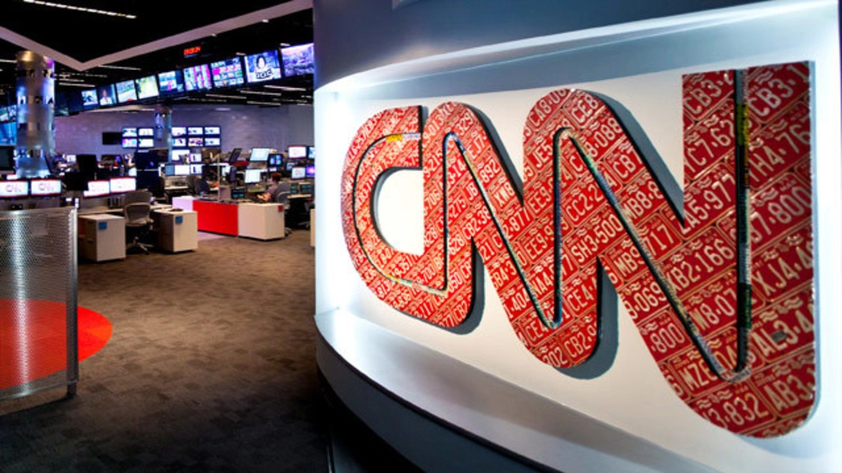 CNN pică la mijloc în mega-tranzacția deceniului - Trump intenţionează să folosească această problemă pentru a pune presiune asupra canalului care l-a criticat cel mai mult